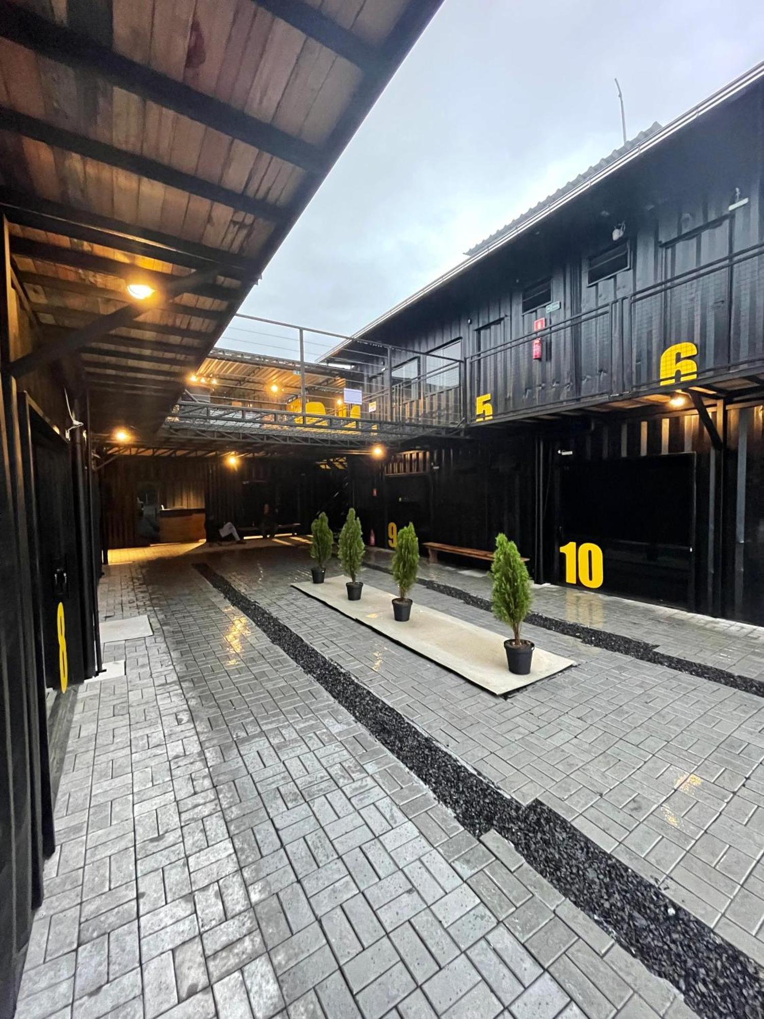 Moto Inn 乌鲁比西 外观 照片